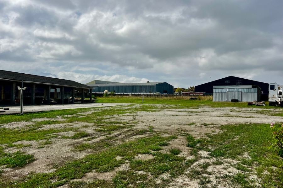 Commercial Property for Sale in Pacaltsdorp Western Cape